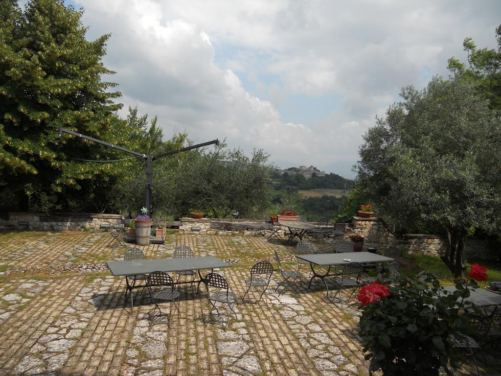 Вілла Il Giardino Degli Ulivi Castelraimondo Екстер'єр фото